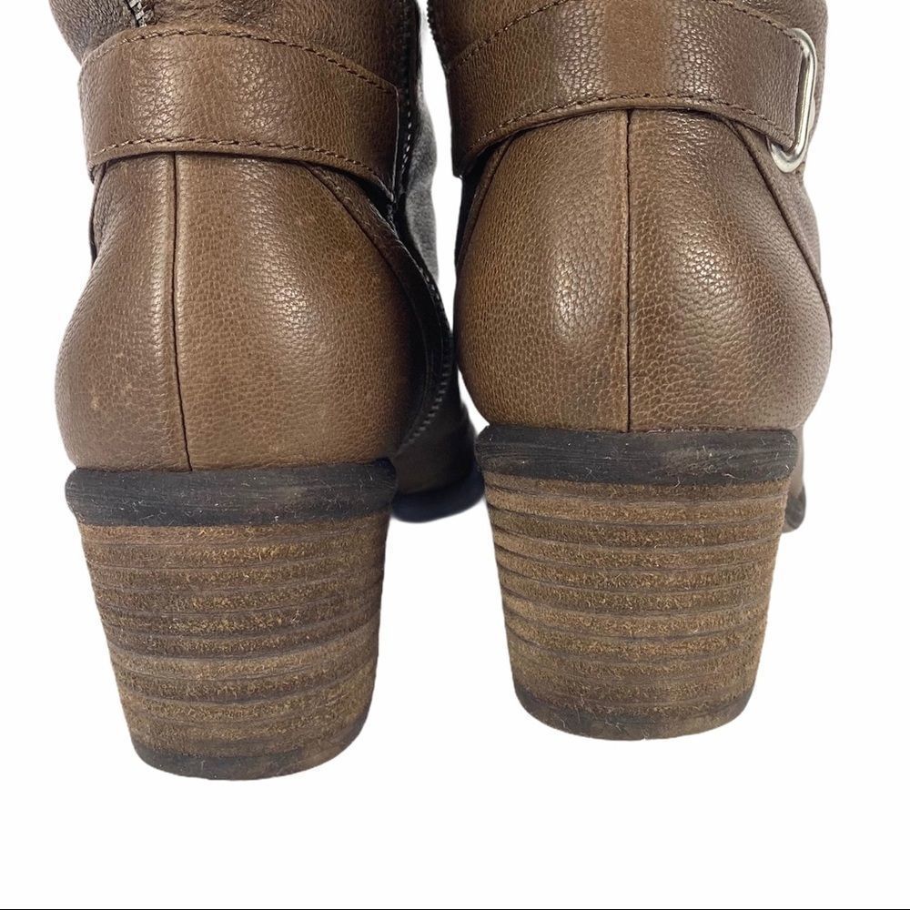 Donald J Pliner Tall pebbled leather 'Dalee' Boot - Picture 7 of 16